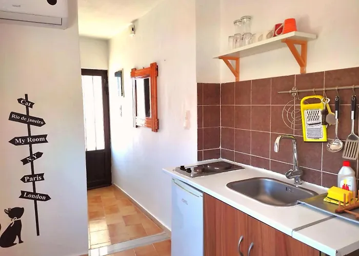 Small Apartament Rhodes City