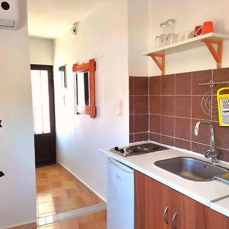 Small Apartament Rhodes City