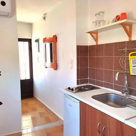 Small Apartament Rhodes City