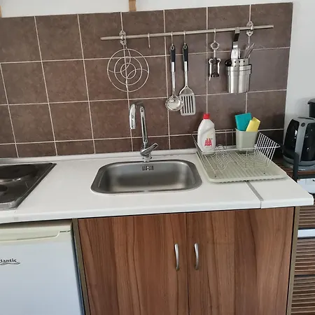 Apartament Small *